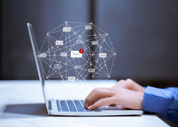 Maximize o potencial das suas campanhas de Email e SMS com estratégias personalizadas de Marketing Automation. Especializados em Zoho Campaigns e integração com CRM, ajudamos a aumentar a conversão e a retenção de clientes. Saiba mais e agende uma consultoria!
